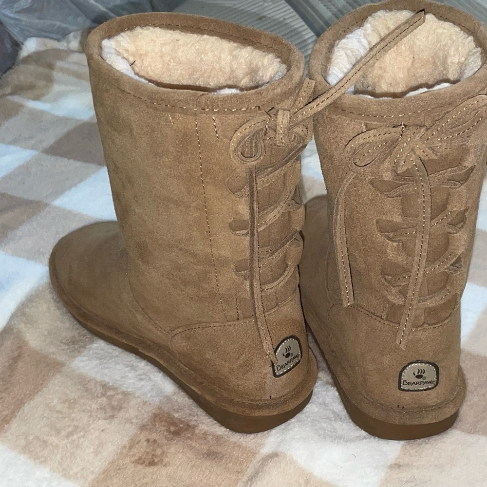 Bearpaw Women's Tan Boots